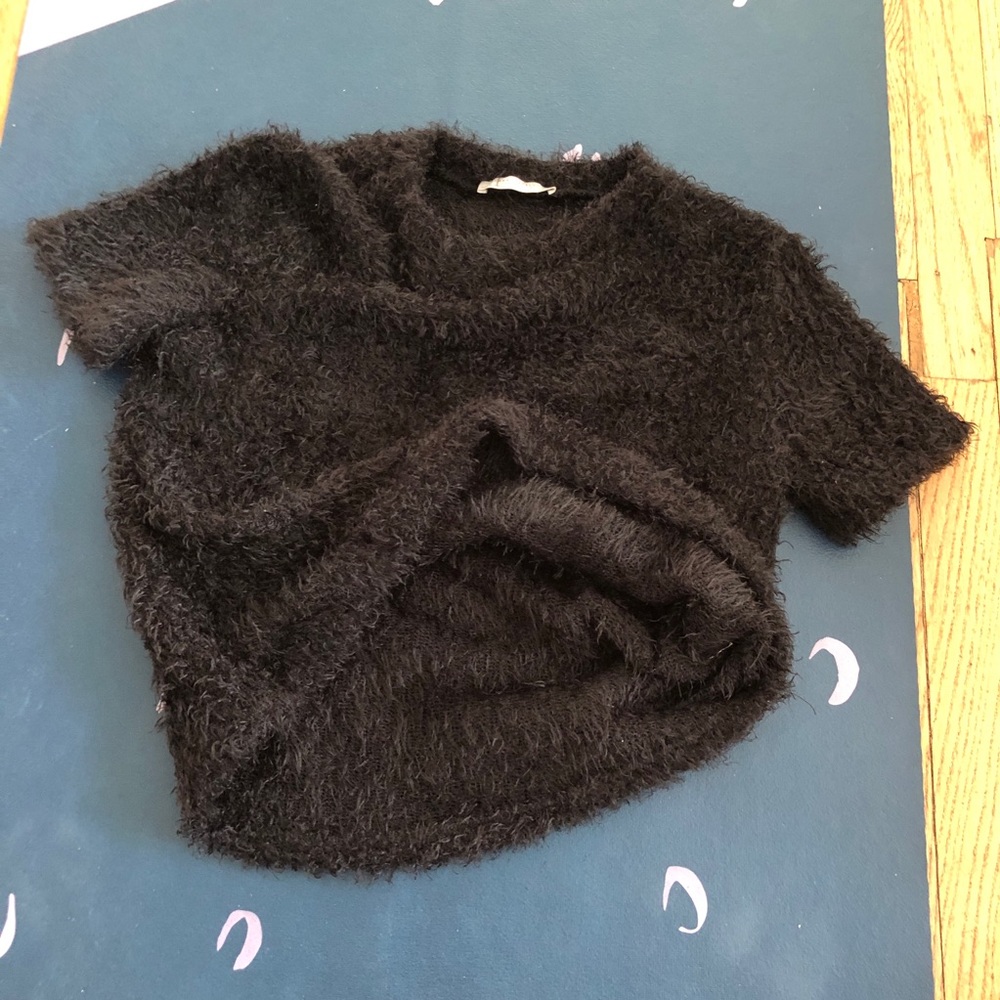 Zara Tee